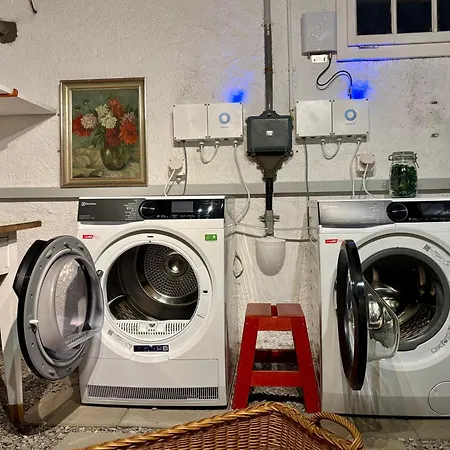 Iconic Valley View Amazing Design King Bed *