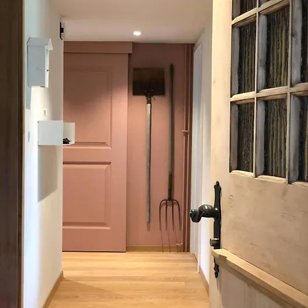 Iconic Valley View Amazing Design King Bed דירה לוטרברונן