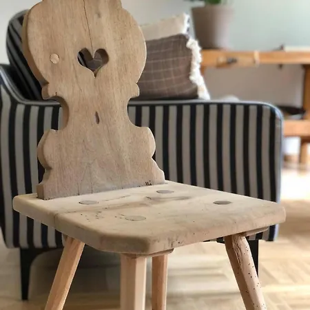 Iconic Valley View Amazing Design King Bed